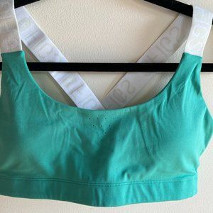 Figs Performance Sports Bra Size Medium